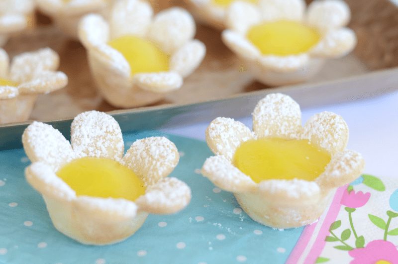 mini lemon flower tarts
